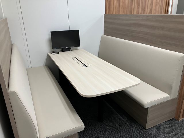 ソファーベンチ
