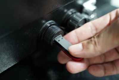 USB